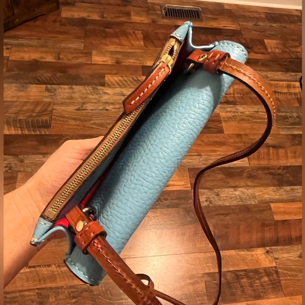 BRAND NEW Dooney and Bourke Gingy Flap Crossbody Purse Aqua Blue - Picture 5 of 15